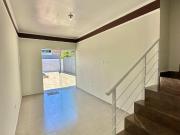 Sobrado Novo a venda 500 metros da Praia no Bairro...