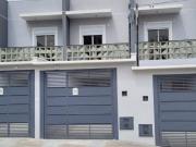 Sobrado Novo à Venda Campo Grande Zona Sul de SP