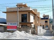 Sobrado novo a venda no Santa Cãndida em condomínio...