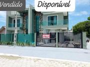 SOBRADO NOVO COM PISCINA PONTO P/ AR CONDOMINIO SACADA...