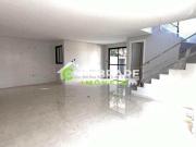 SOBRADO NOVO DE COND. UBERABA! 03 QTOS,SUÍTE,CLOSET