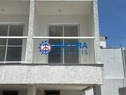 Sobrado novo em condomínio fechado