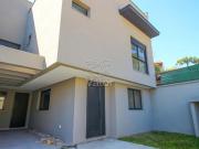 Sobrado Novo no Mercês – Terraço, Churrasqueira e 3 Quartos