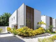 Sobrado novo para venda na Granja Julieta