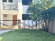 Sobrado para alugar com 1 Suíte + 2 Quartos em Zona 08,...