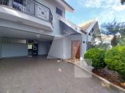 Sobrado para alugar com 2 Suítes + 2 Quartos em Parque...