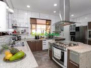 Sobrado para alugar com 4 Suítes em Zona 02, Maringá PR