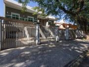 Sobrado para alugar com 5 Suítes em Zona 04, Maringá PR