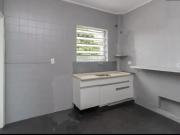 Sobrado para aluguel com 175 metros quadrados com 3 quartos