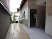 Sobrado para aluguel com 239 metros quadrados com 3...