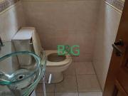Sobrado para Aluguel com 3 quartos, 210 m² por R$ 5.500