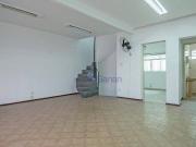 Sobrado para Aluguel com 3 quartos, 342 m² por R$ 8.000