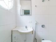 Sobrado para aluguel e venda possui 220 metros quadrados...