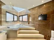 Sobrado para aluguel e venda possui 528 m2 com 6 quartos...