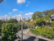 Sobrado para aluguel e venda tem 456 metros quadrados...