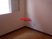 Sobrado para aluguel possui 300 metros quadrados com 5...