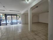 Sobrado para aluguel possui 328 metros quadrados com 4...