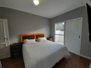 Sobrado para aluguel possui 350 metros quadrados com 4...