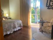 Sobrado para aluguel possui 390 metros quadrados com 3...