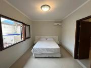 Sobrado para aluguel tem 263 metros quadrados com 4...