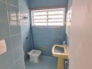 Sobrado para aluguel tem 285 metros quadrados com 3...