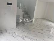 Sobrado para venda, 3 quarto s, Uberaba, Curitiba