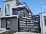 Sobrado para venda, 3 quarto s, Xaxim, Curitiba