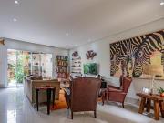 Sobrado para venda com 4 quartos, 188m²