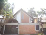 Sobrado para venda com 4 quartos, 390m²