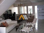 Sobrado para venda em Condomínio Saint Claire de...