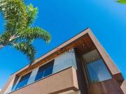 Sobrado para venda em Condomínio Santa Clara de 377.00m²...