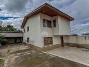 Sobrado para venda em Das Graças de 316.00m² com 3...