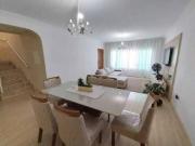 Sobrado para venda em Jardim Bom Clima de 242.00m² com 5...