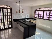 Sobrado para venda em Jardim Varan de 150.00m² com 3...