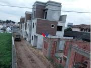 Sobrado para venda em Portão de 125000.00m² com 3...