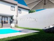 Sobrado para Venda em São José dos Pinhais, Boneca do...