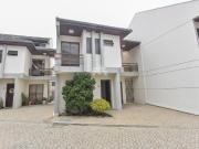 Sobrado para venda em Tarumã de 119.00m² com 3 Quartos,...