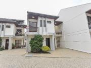 Sobrado para venda em Tarumã em Curitiba Paraná de...