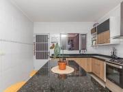 Sobrado para venda em Vila Portuguesa com 2 quartos, 76m²