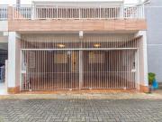 Sobrado para venda em Xaxim de 115.00m² com 3 Quartos e...