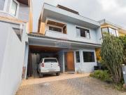 Sobrado para venda em Xaxim de 200.00m² com 3 Quartos, 1... Sobrado para venda em Xaxim de 200.00m² com 3 Quartos, 1...