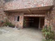 Sobrado para venda em Xaxim de 201.00m² com 4 Quartos, 1...