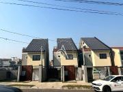 Sobrado para venda em Xaxim em Curitiba Paraná de...