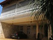 Sobrado para venda ou aluguel no Setor Sul