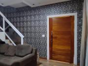 Sobrado para Venda por R$480.000,00 com 2 dormitórios, 2...