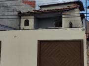 Sobrado para Venda por R$690.000,00 com 174m², 4...