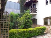 Sobrado para Venda por R$700.000,00 com 300m², 2...