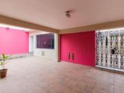 Sobrado para Venda por R$950.000,00 com 198m², 3...