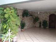 Sobrado para venda possui 400 metros quadrados com 3 quartos