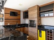 Sobrado para venda tem 209 metros quadrados com 3 quartos